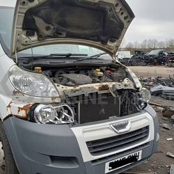 PEUGEOT BOXER 333 MWB 2.2DT (2011) | Proven Reliability